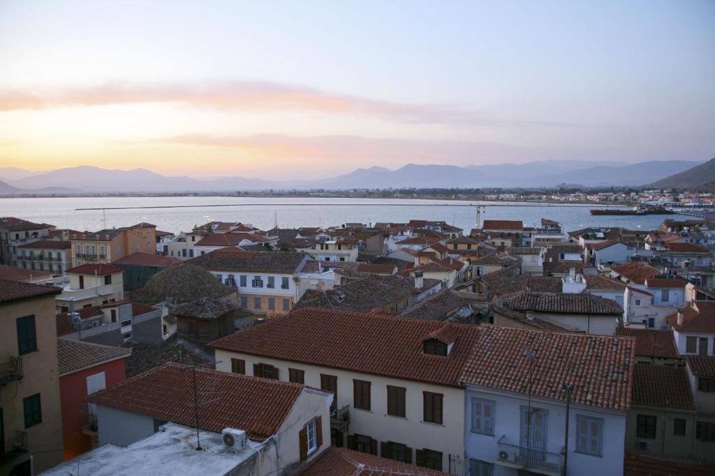 Chroma Design Hotel And Suites Nafplio Ruang foto